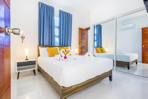 3 habitaciones, tabla de planchar con plancha y acceso a internet