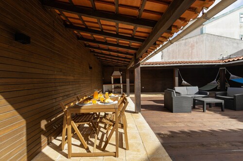 Casa da Barragem - Spacious Backyard
