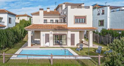 Nice home in Guillena with WiFi