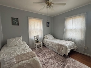2 Schlafzimmer, kostenloses WLAN, Bettwäsche