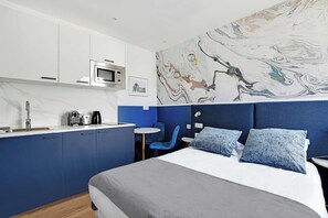 Desk, iron/ironing board, free WiFi, bed sheets