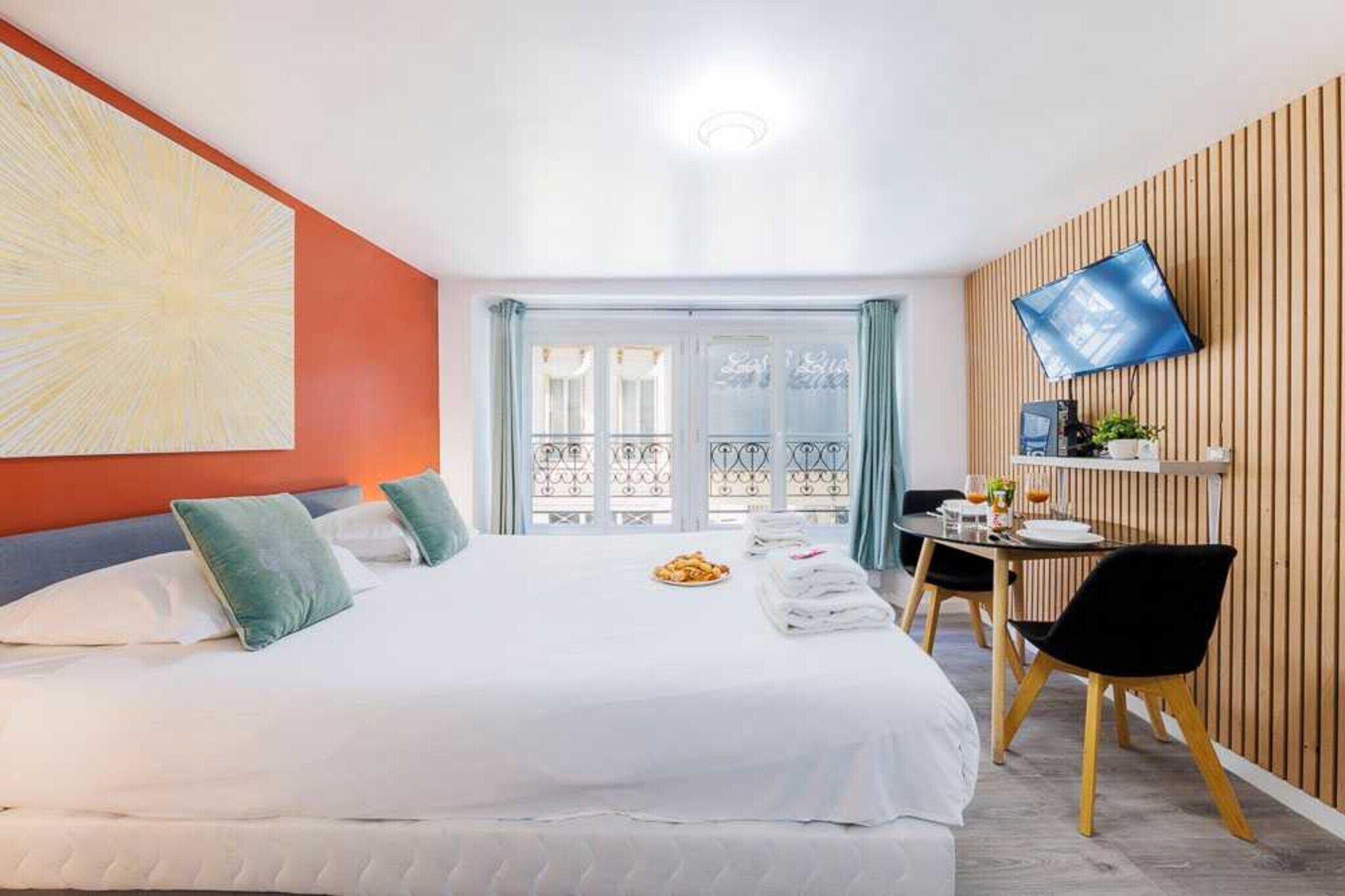 Desk, iron/ironing board, free WiFi, bed sheets