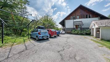 Enceinte de lâhĂ©bergement