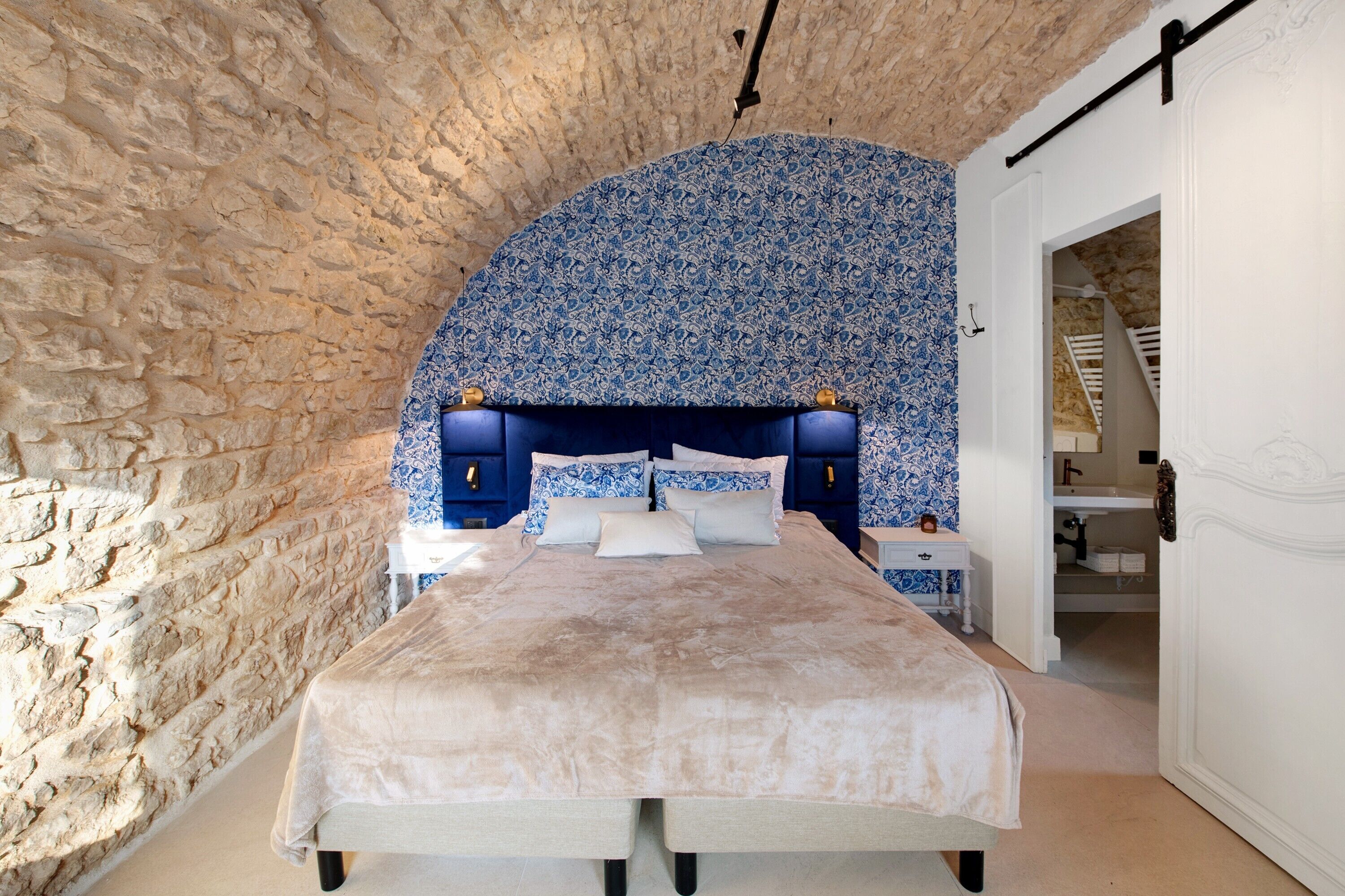 1 chambre, accès au Wi-Fi (inclus), literie fournie