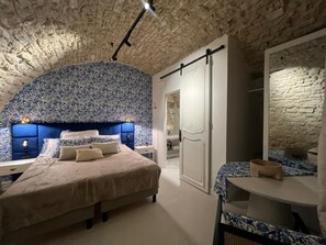 1 chambre, Wi-Fi gratuit, draps fournis