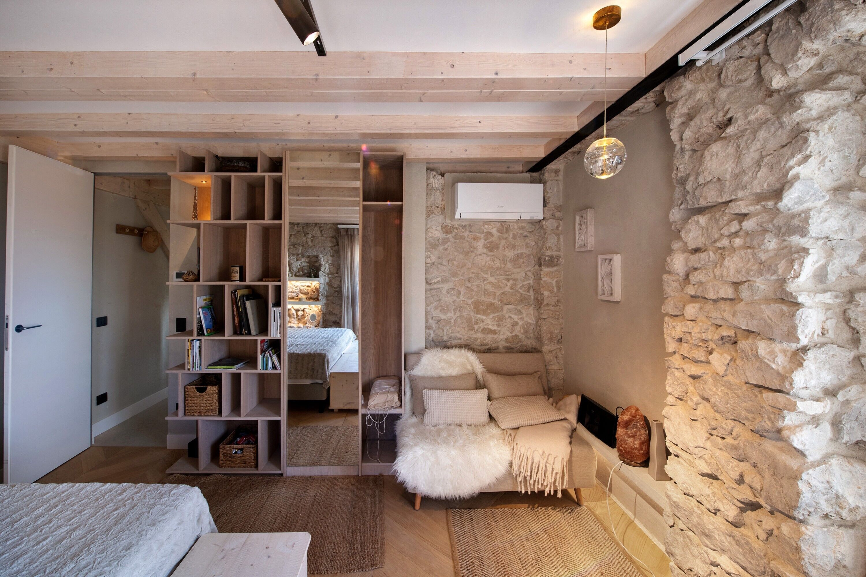 1 chambre, accès au Wi-Fi (inclus), literie fournie