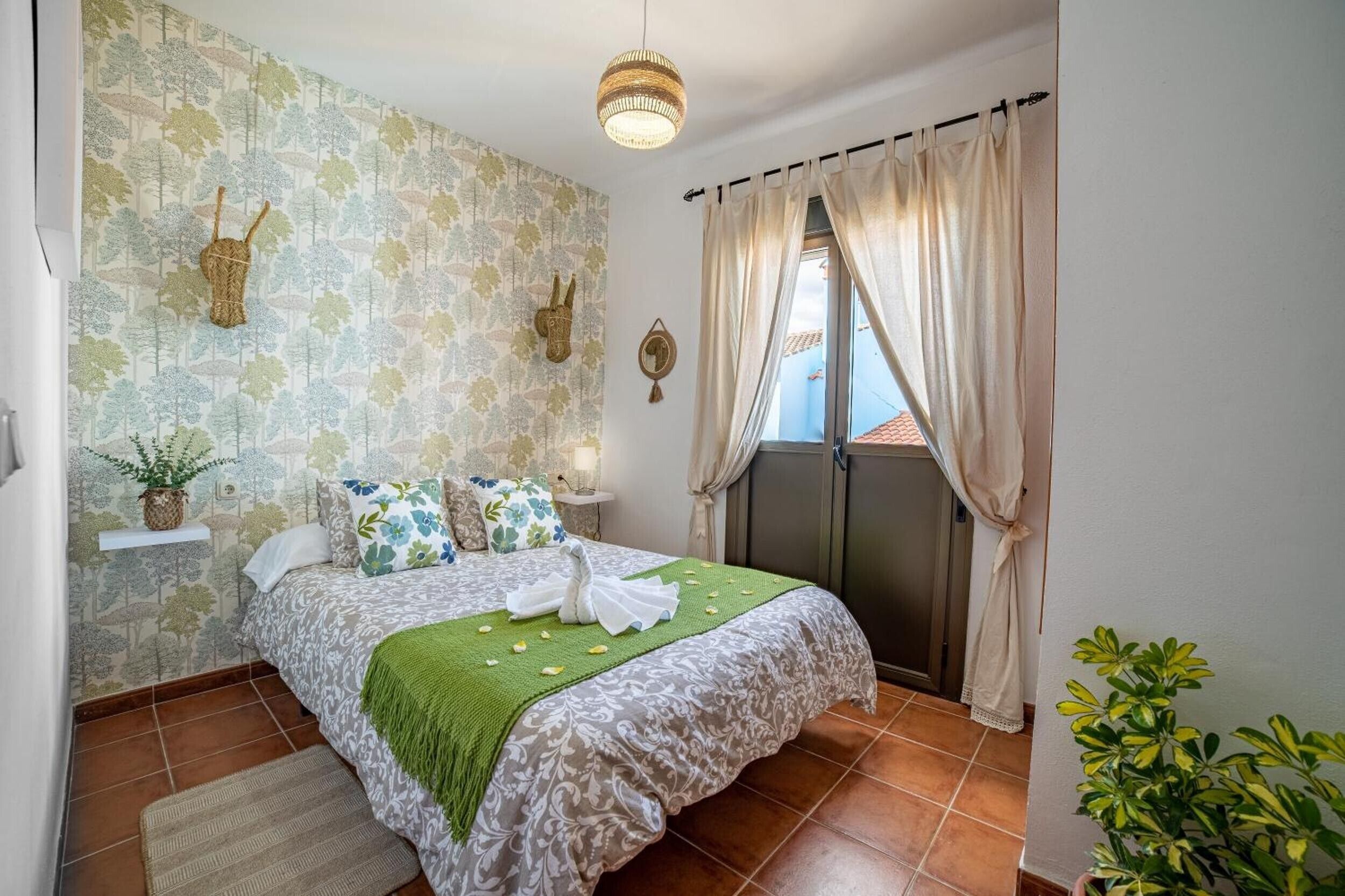 4 sovrum, strykjärn/strykbräda, gratis wi-fi och sängkläder