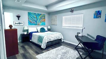 2 bedrooms, desk, iron/ironing board, free WiFi