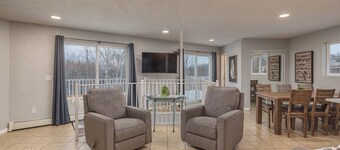 Cozy 2-bedroom condo in charming Wasilla with WiFi