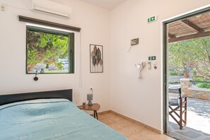 1 bedroom, free WiFi, bed sheets