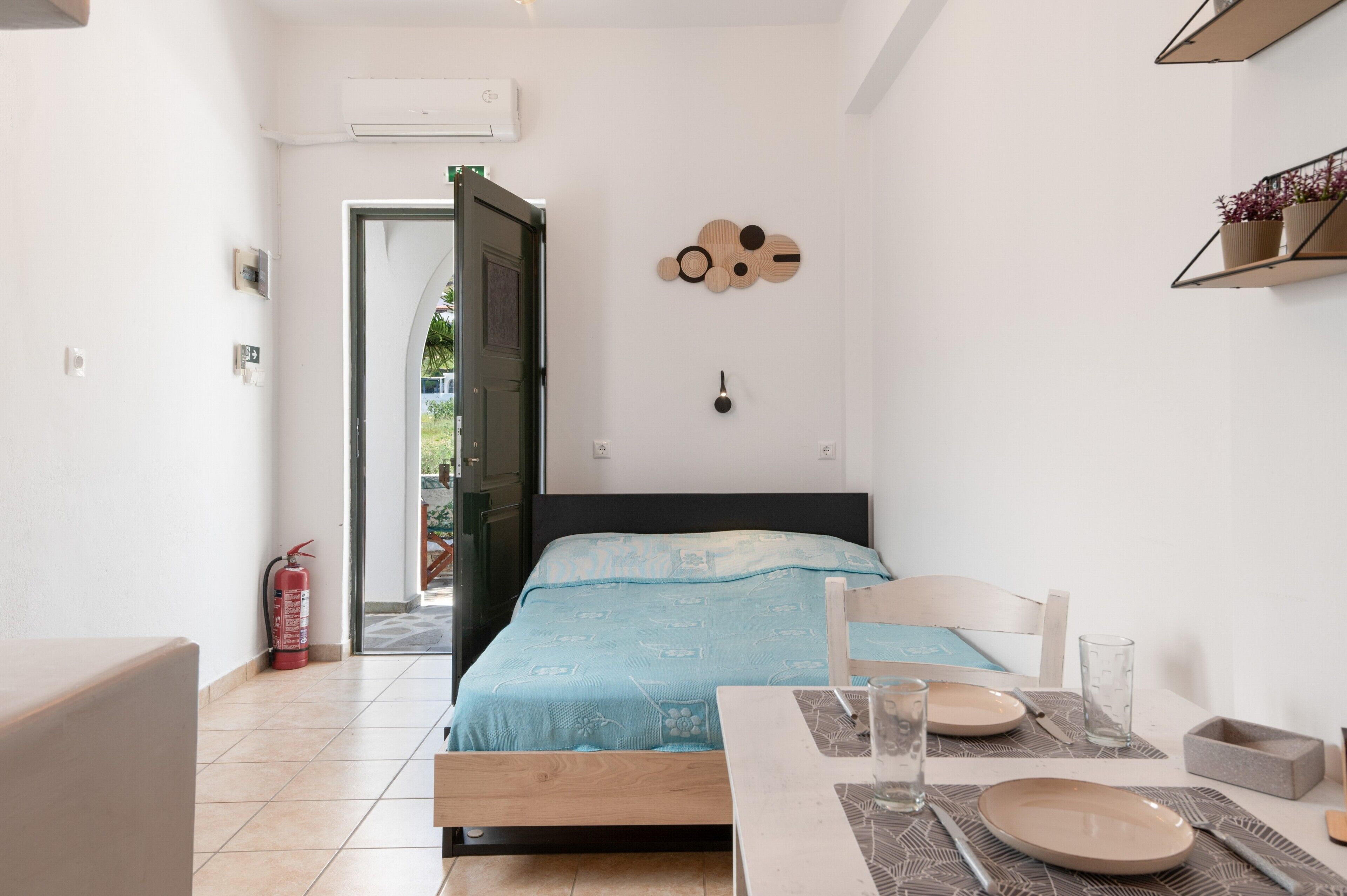 1 bedroom, free WiFi, bed sheets