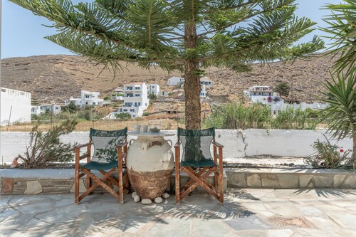 Einzimmerapartment 'Mouria A' mit Meerblick, Wi-Fi und Klimaanlage