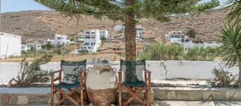 Studio Apartment 'Mouria  A' with Sea View, Wi-Fi and Air Conditioning