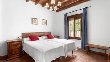 5 chambres, fer et planche Ă repasser, Wi-Fi gratuit, draps fournis