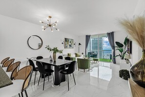 Interior - Vista Mar - Water View Penthouse (Miami)