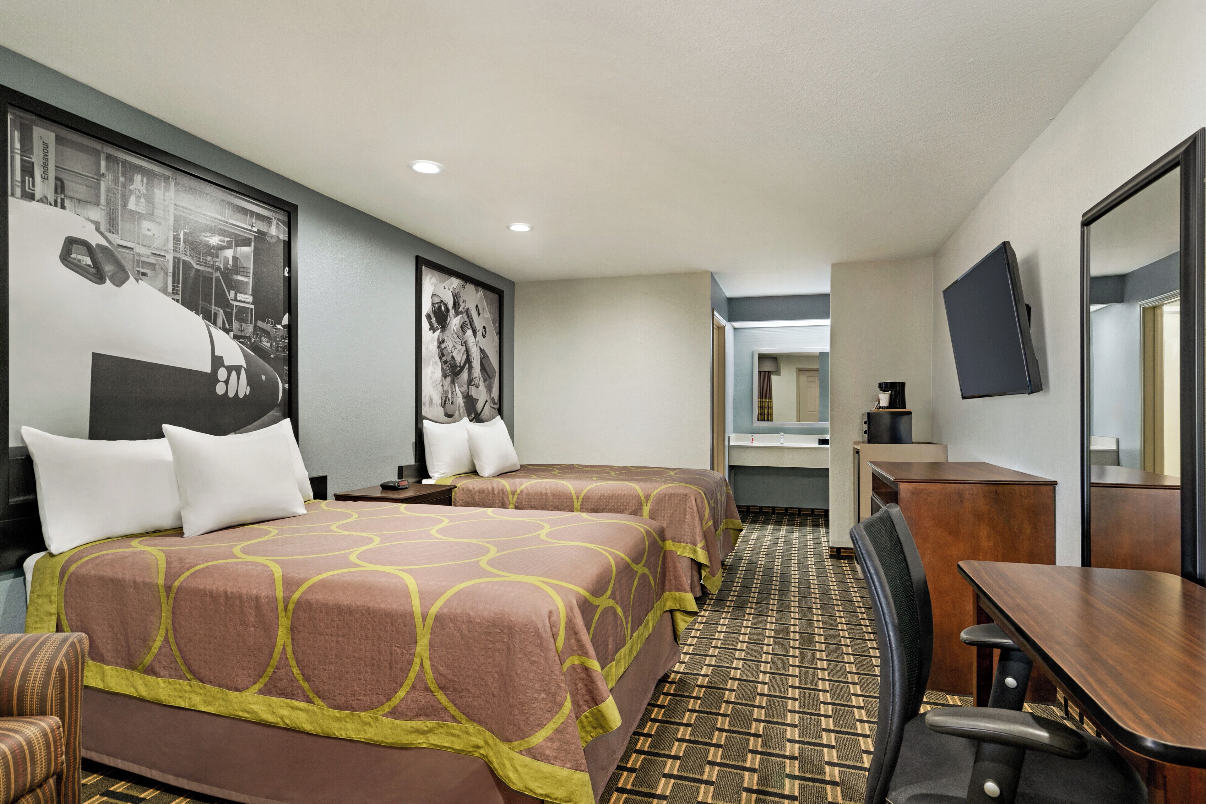 Photo - Crystal Inn Northeast Houston Downtown I-610