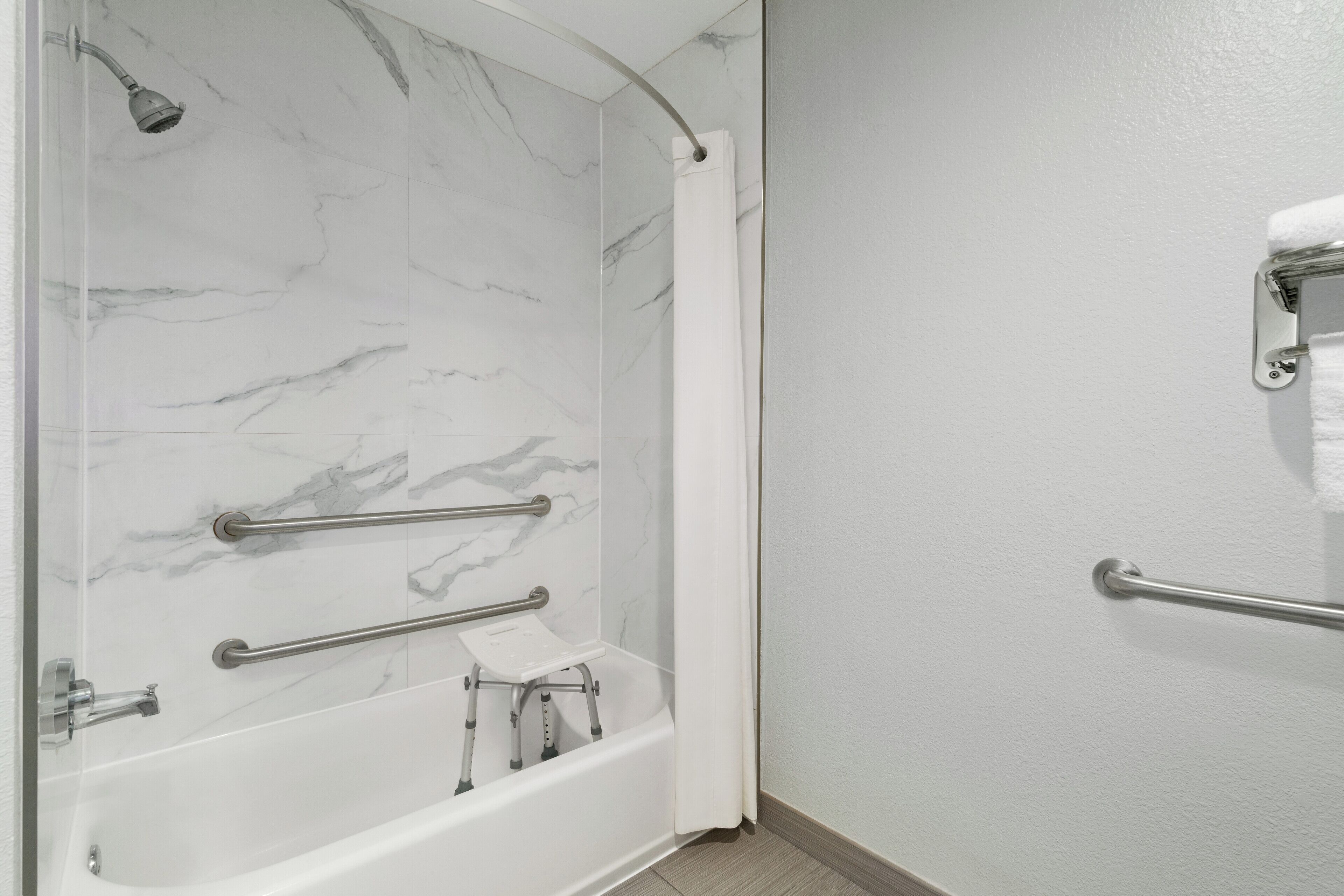 Photo - Crystal Inn Northeast Houston Downtown I-610