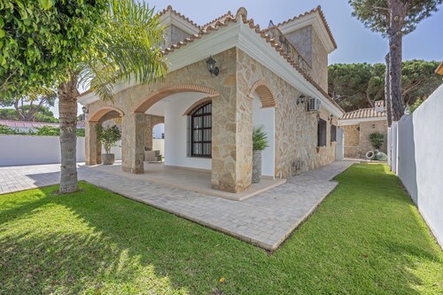 Ferienhaus 'Chalet Con Piscina' mit privatem Pool, Wi-Fi und Klimaanlage