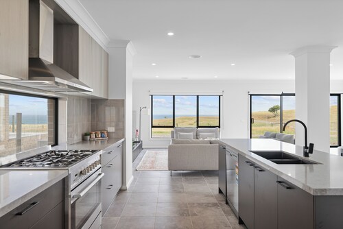 Golf Club Mystic Tides by Ready Set Stay