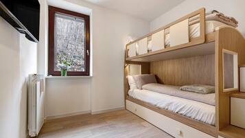 2 chambres, fer et planche Ă repasser, Wi-Fi gratuit, draps fournis