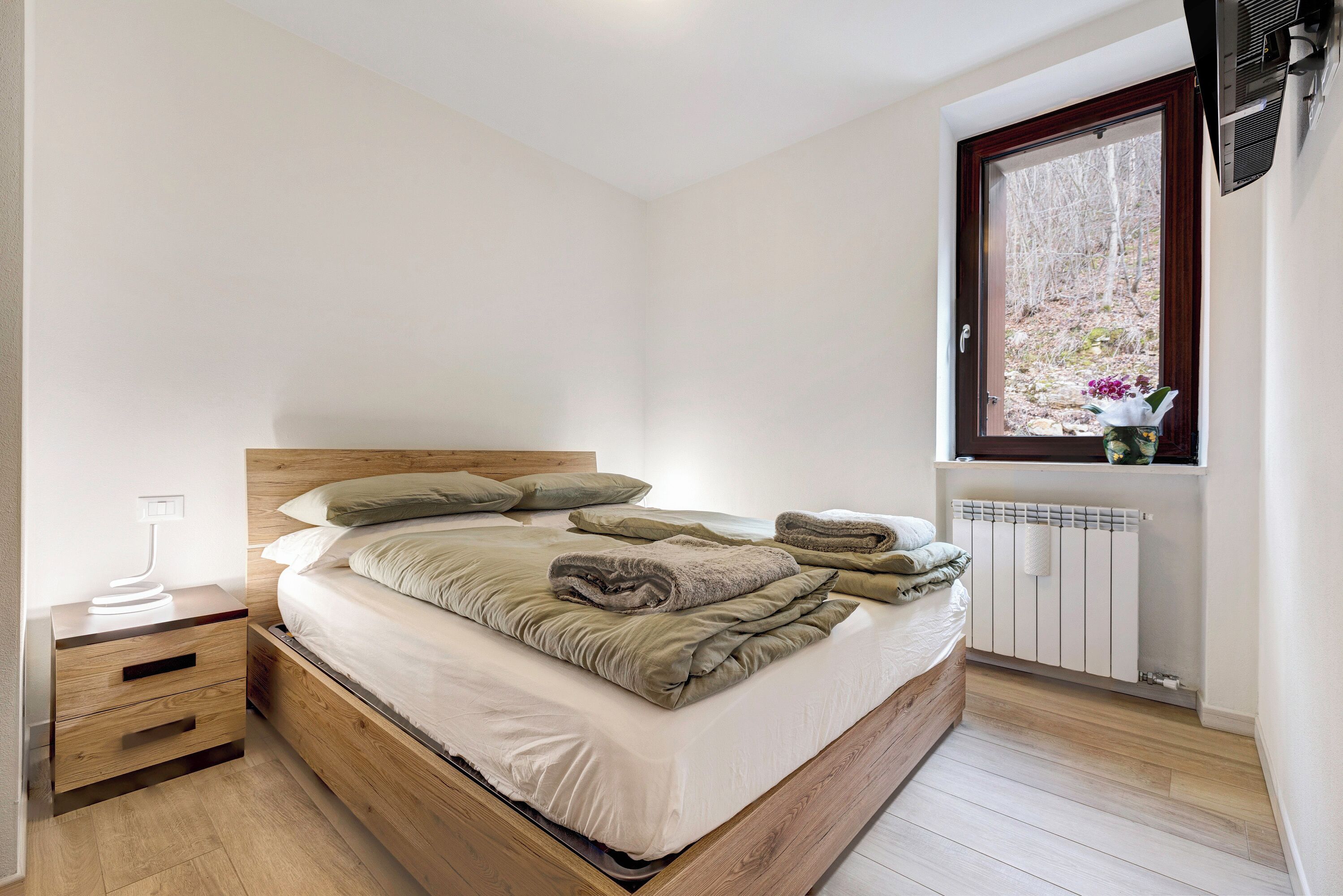 2 chambres, fer et planche à repasser, Wi-Fi gratuit, draps fournis