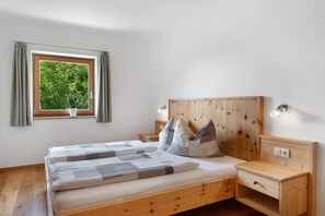 2 habitaciones, wifi gratis y ropa de cama 