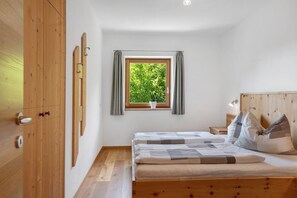 2 bedrooms, free WiFi, bed sheets