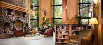 King Room with Courtyard View