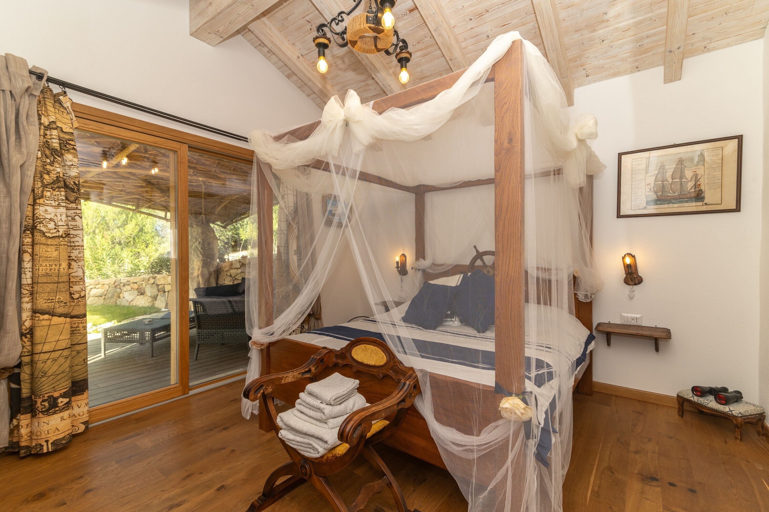 1 quarto, Wi-Fi de cortesia, roupa de cama