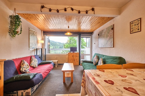 Appartement "Eterlou 101" avec vue sur les montagnes, jardin partagé et Wi-Fi