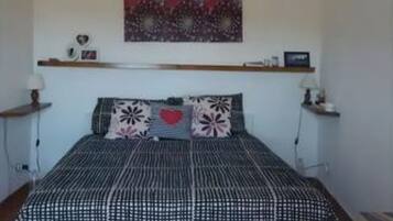 2 Schlafzimmer, Bügeleisen/Bügelbrett, kostenloses WLAN, Bettwäsche