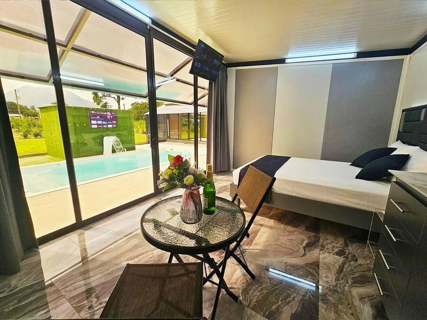 1 Schlafzimmer, Zimmersafe, kostenloses WLAN, Bettwäsche