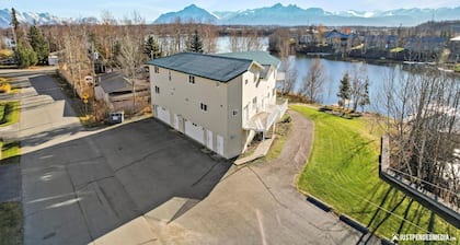 Charming 2-bedroom condo in fabulous Wasilla with WiFi