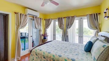 Deluxe Villa, Ocean View | 4 bedrooms, laptop workspace, iron/ironing board, free WiFi