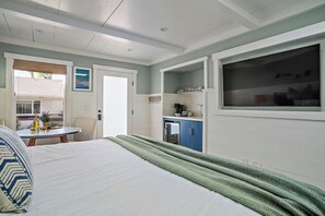 Berço de viagem, Wi-Fi, roupa de cama