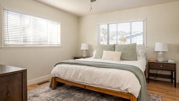 2 bedrooms, WiFi, bed sheets