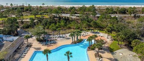 Piscine extérieure, piscine chauffée