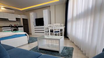 1 chambre, fer et planche Ă  repasser, Wi-Fi, draps fournis