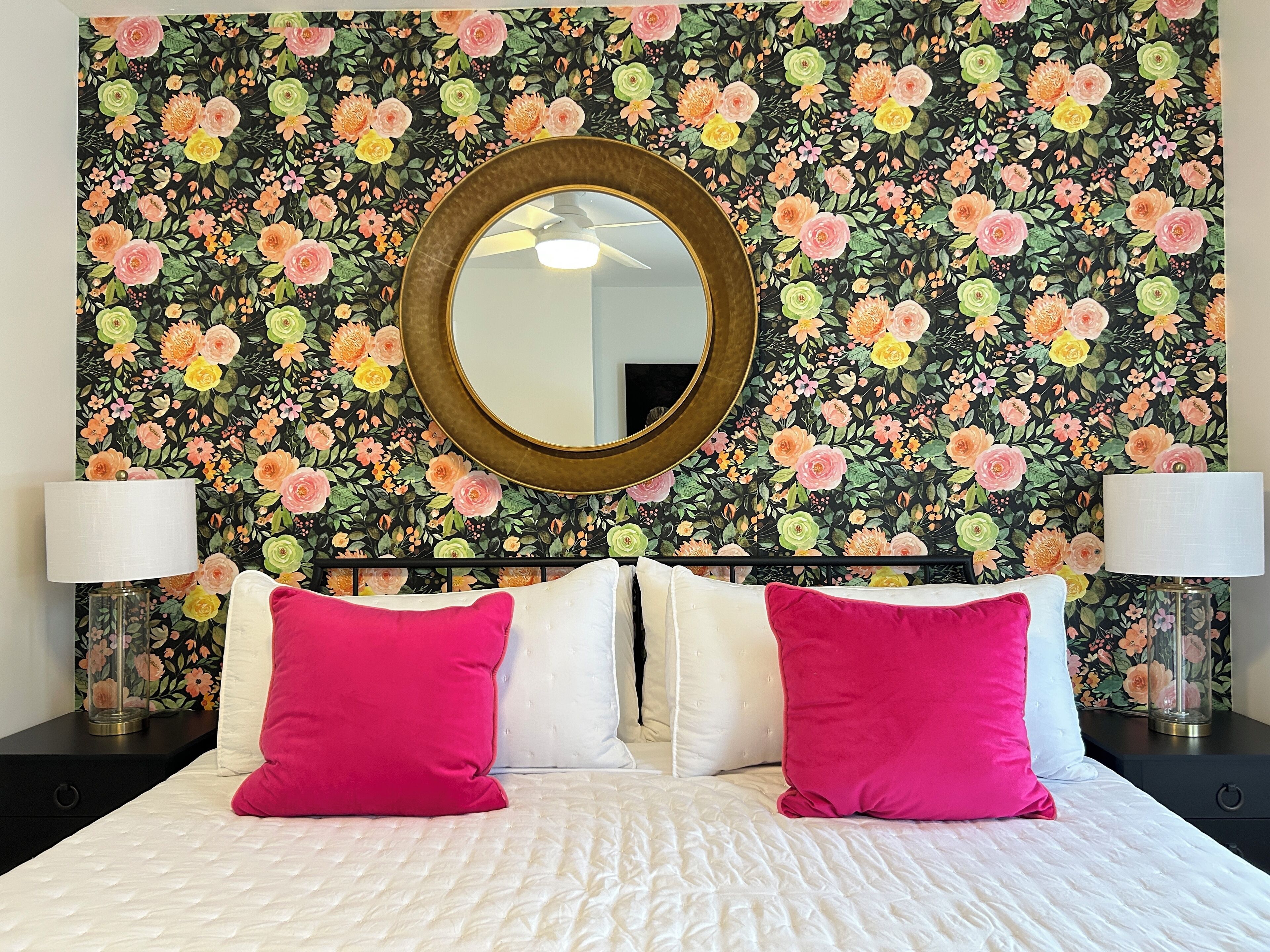 6 soveværelser, skrivebord, strygejern/strygebræt, weekendseng