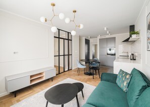 Living area - Metro Wierzbno Deluxe Apartment (Warszawa)