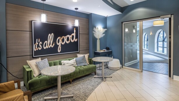 Lobby-Lounge