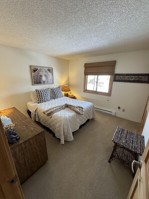 3 habitaciones, tabla de planchar con plancha y wifi gratis 