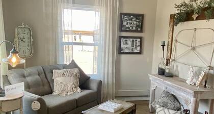 Spacious 5-bedroom house in delightful Delta with WiFi