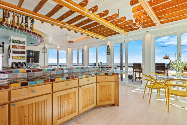 Bar (in der Unterkunft)