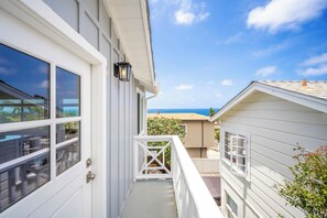 Property grounds - Victoria Beach Getaway (Laguna Beach)