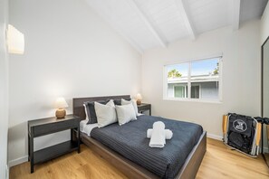 7 Schlafzimmer, Bügeleisen/Bügelbrett, kostenloses WLAN, Bettwäsche