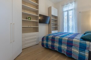 1 bedroom, iron/ironing board, WiFi, bed sheets - GuestHost - Cozy apartment located near the Sant'Orsola Hospital in Bologna and the San Vitale station, in a quiet residential neighborhood. Located a short distance from Via Massarenti, the city's vital artery full of useful services, it also guarantees (Bologna)