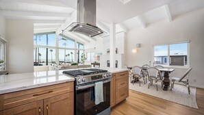 Unclassified image, 2 of 55, button - Prime Oceanfront Location: with Direct Beach Access (Newport Beach)
