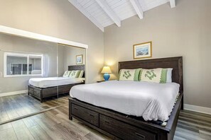 6 bedrooms, iron/ironing board, free WiFi, bed sheets