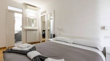 1 Schlafzimmer, BĂŒgeleisen/BĂŒgelbrett, WLAN, BettwĂ€sche